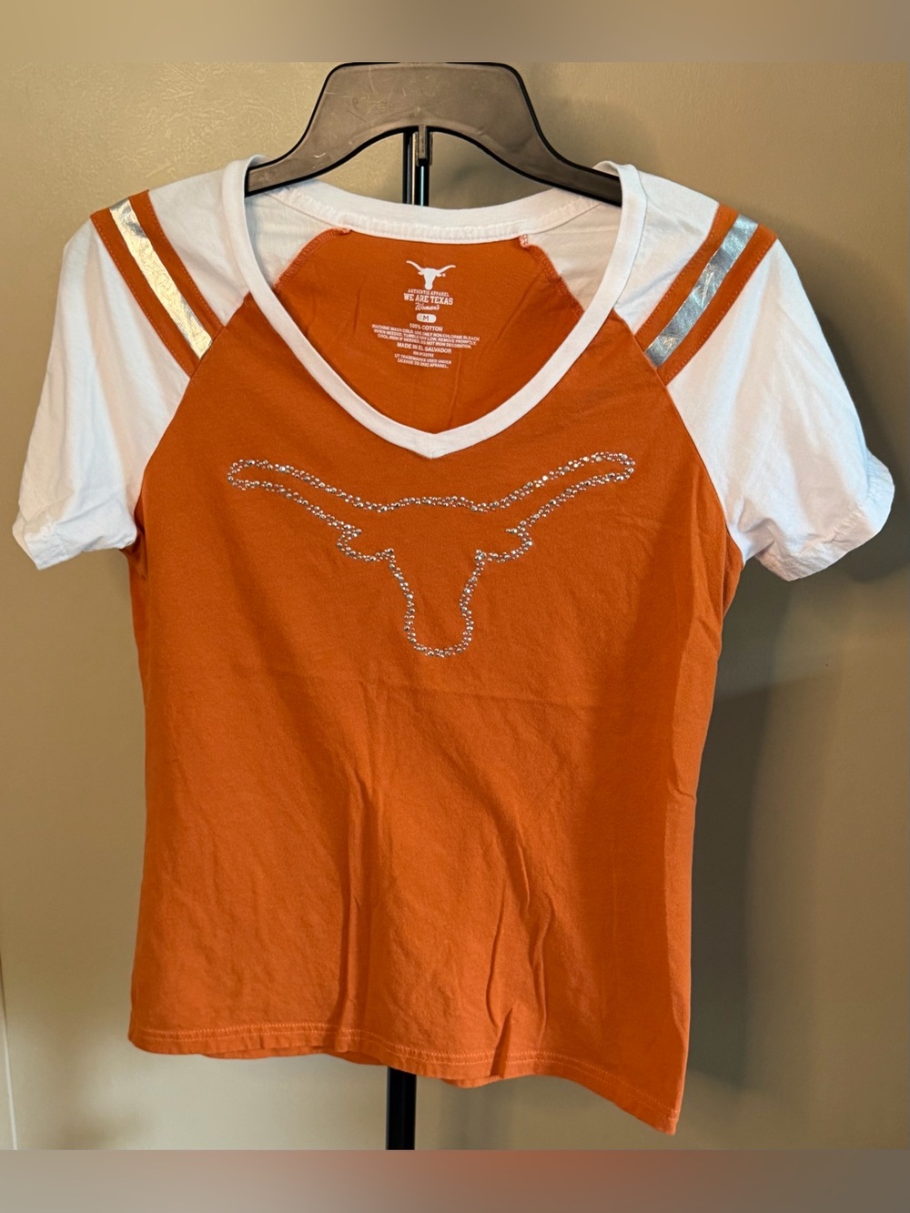 University of Texas Longhorns Women's Cotton V-Neck Tee Size Medium